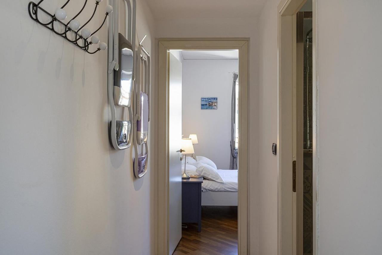 Colore E Stile Nel Centro Di Genova By Wonderful Italy Apartment Exterior photo